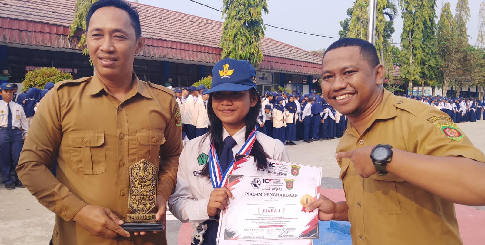 JUARA 1 KEJUARAAN ATLET SEPEDA LOCAL HEROES ICF
